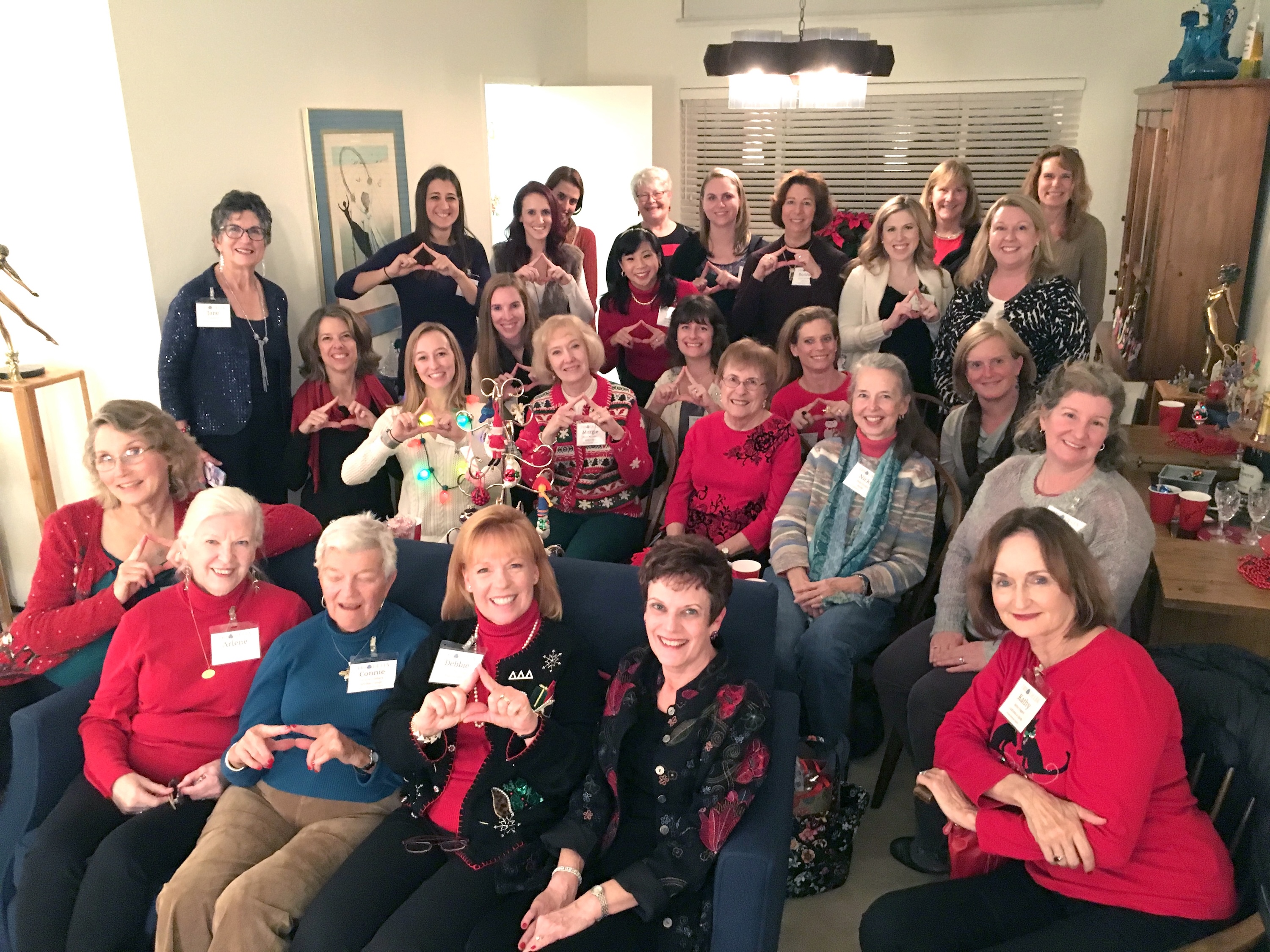 2017_Holiday gift exchange at Jane Ward's