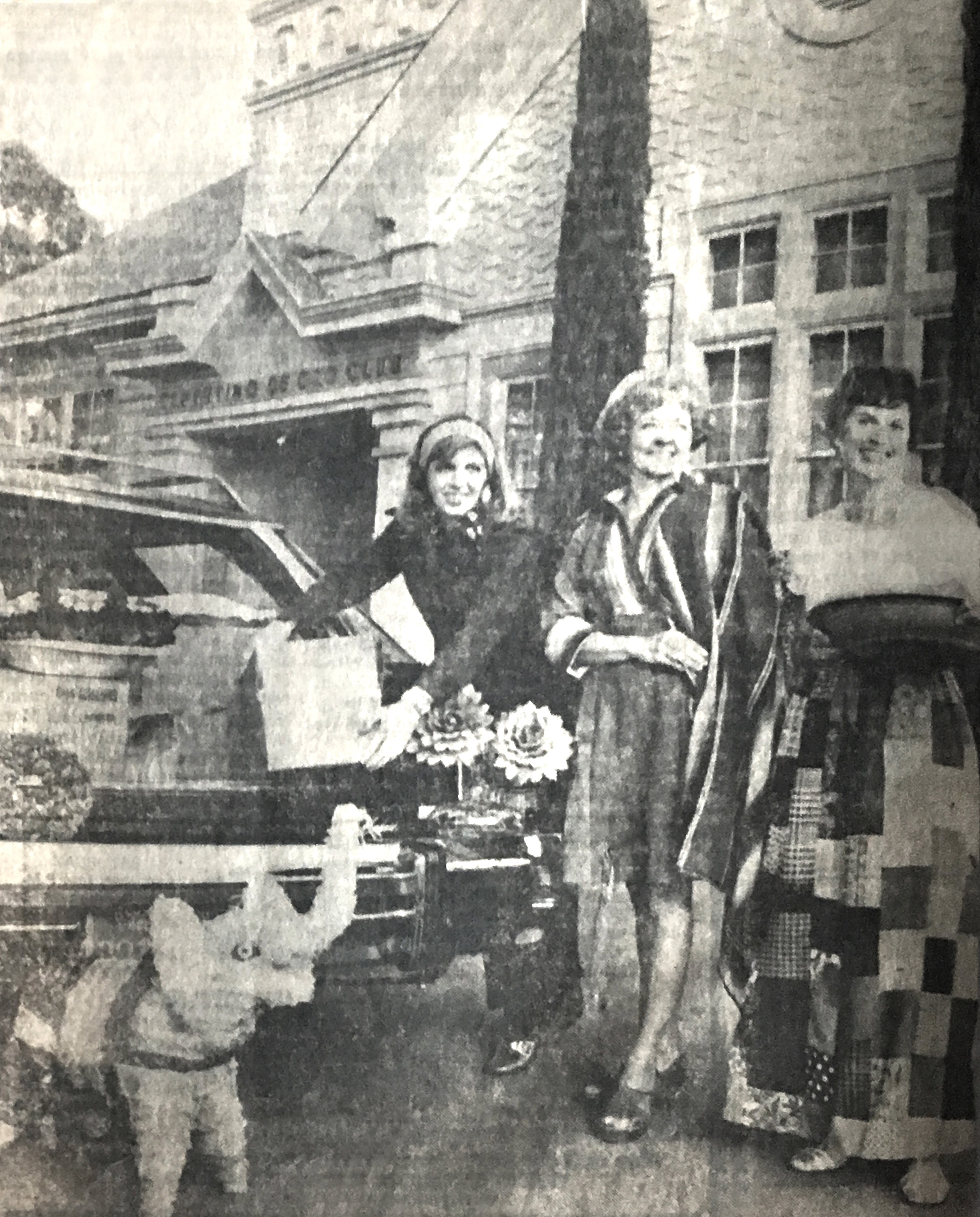 1960s_benefit boutique photo